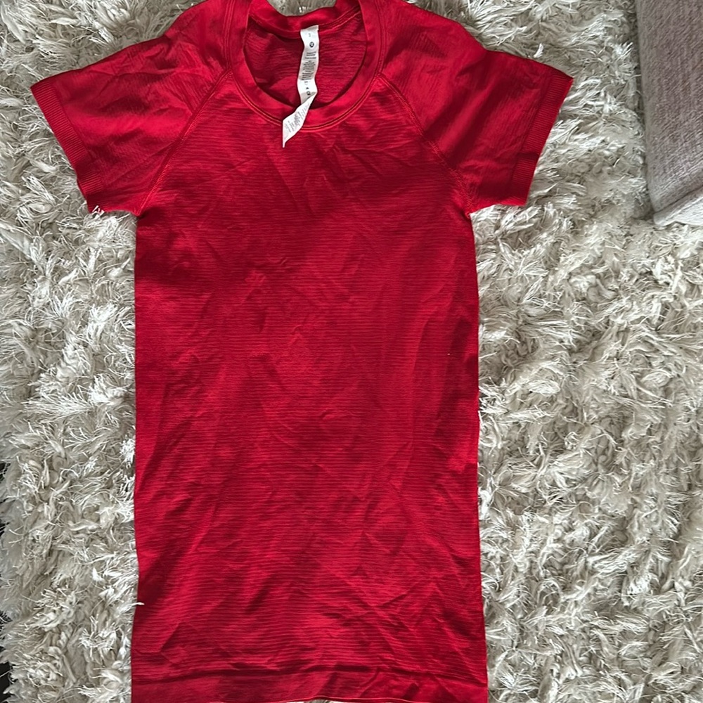 Lululemon Swiftly Tech Short-Sleeve Shirt 2.0